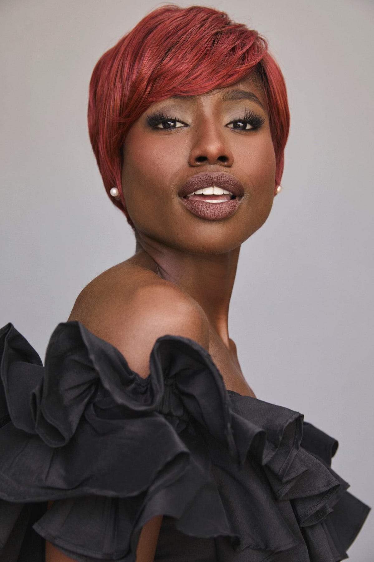Charlotte Wig - 1040   Alexander Couture Collection